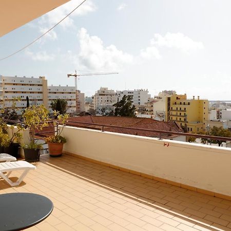 Bellavita City Faro Bagian luar foto