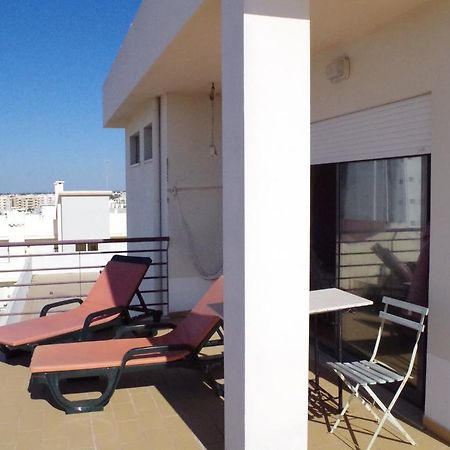 Bellavita City Faro Bagian luar foto