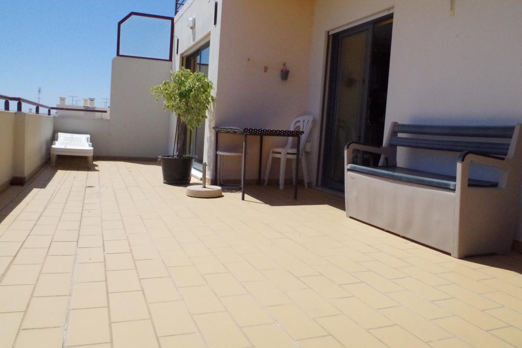 Bellavita City Faro Bagian luar foto