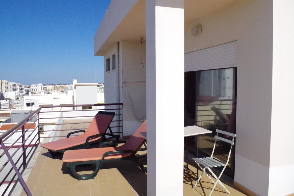 Bellavita City Faro Bagian luar foto