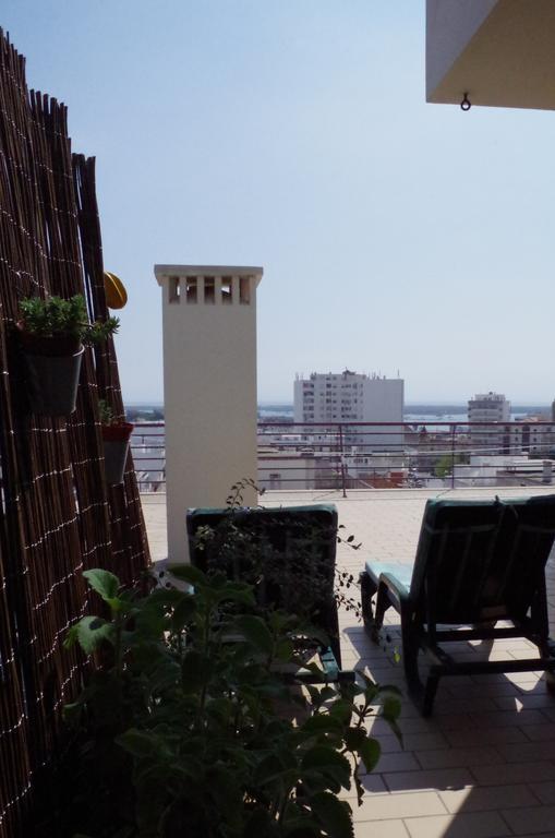 Bellavita City Faro Bagian luar foto
